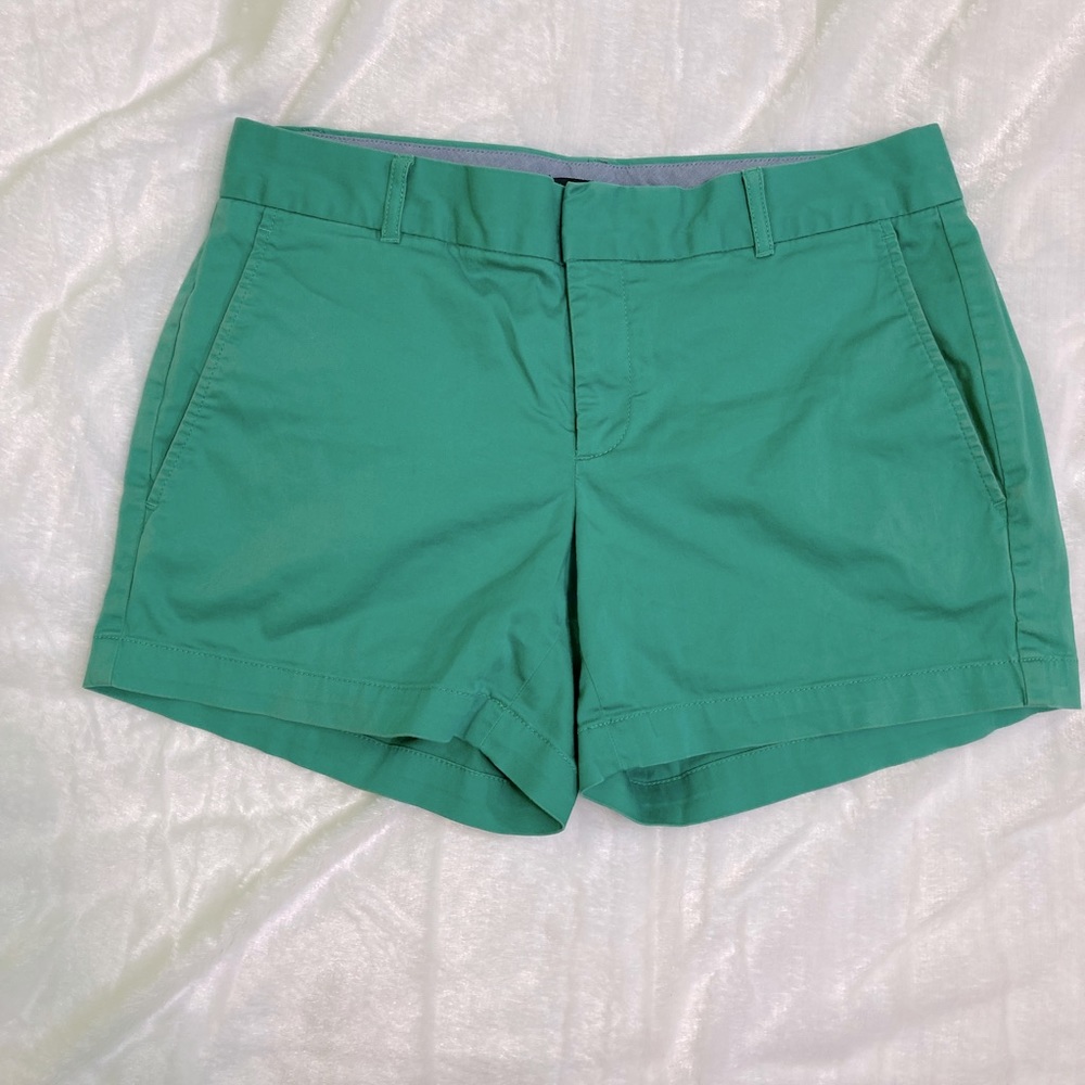 Banana republic stretch green cotton blend shorts women’s size 6